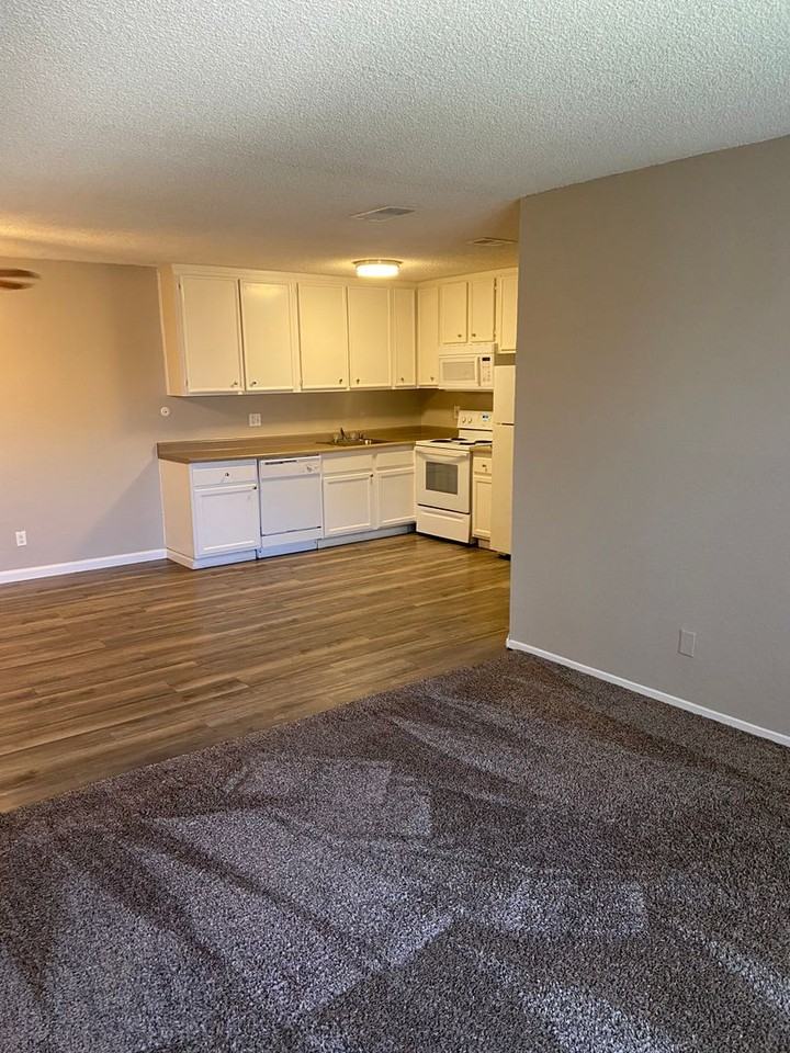 2080 W La Loma Drive - Photo 4 of 22