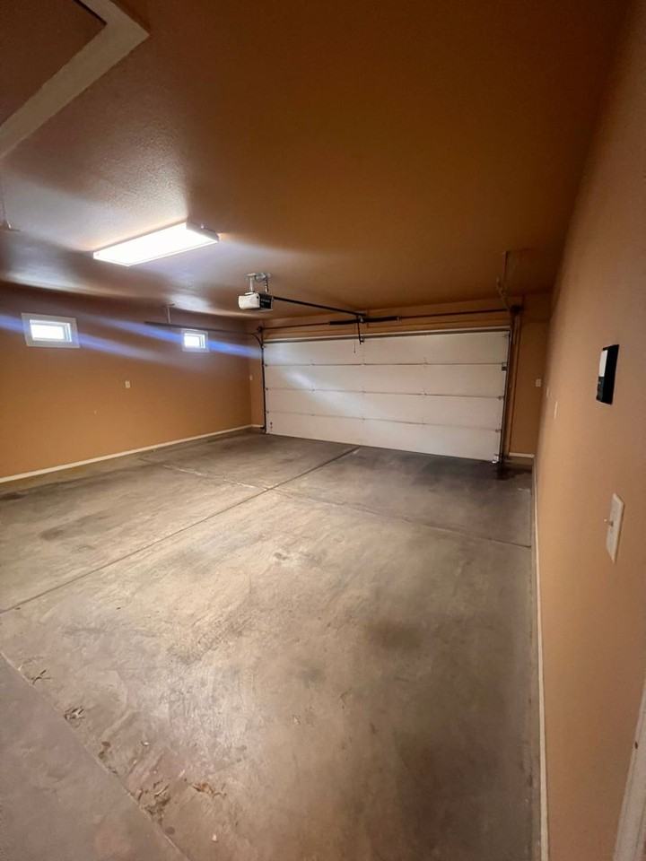 1202 Karabella Way - Photo 5 of 41