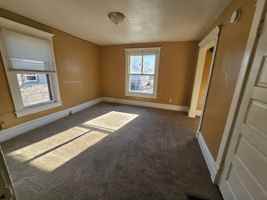 featured image of 706 Spring St