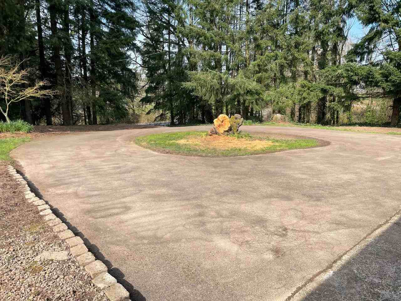 9945 Se Wallace Rd - Photo 3 of 16