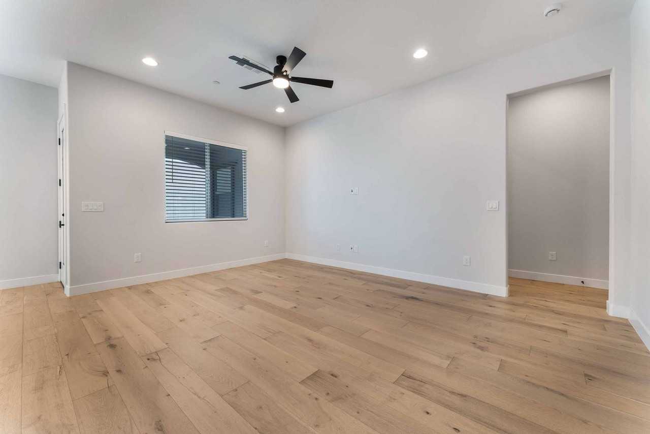 10261 Cosmic Latte Ct - Photo 3 of 21