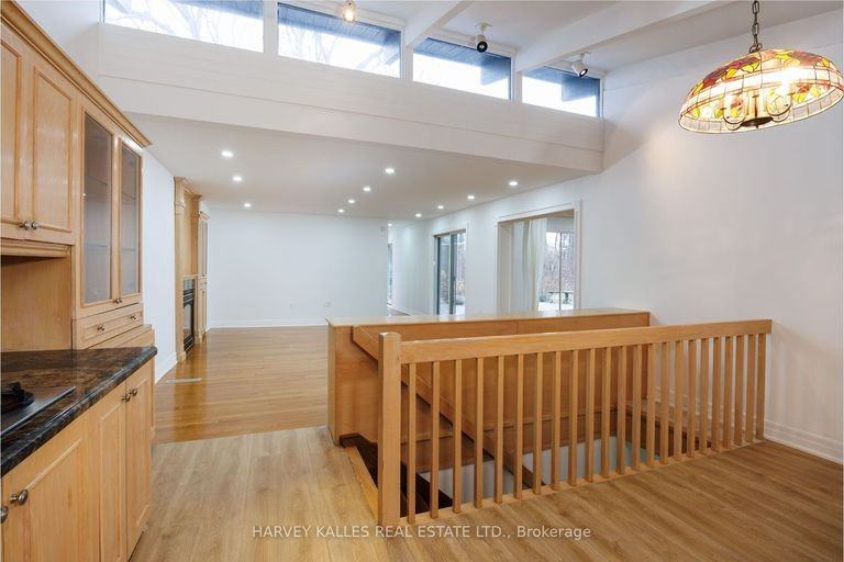 19 Blair Athol Cres - Photo 3 of 30