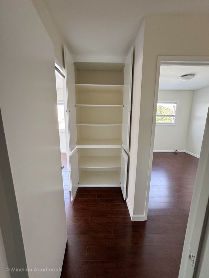 1813 12th St #C - Photo 7 of 23