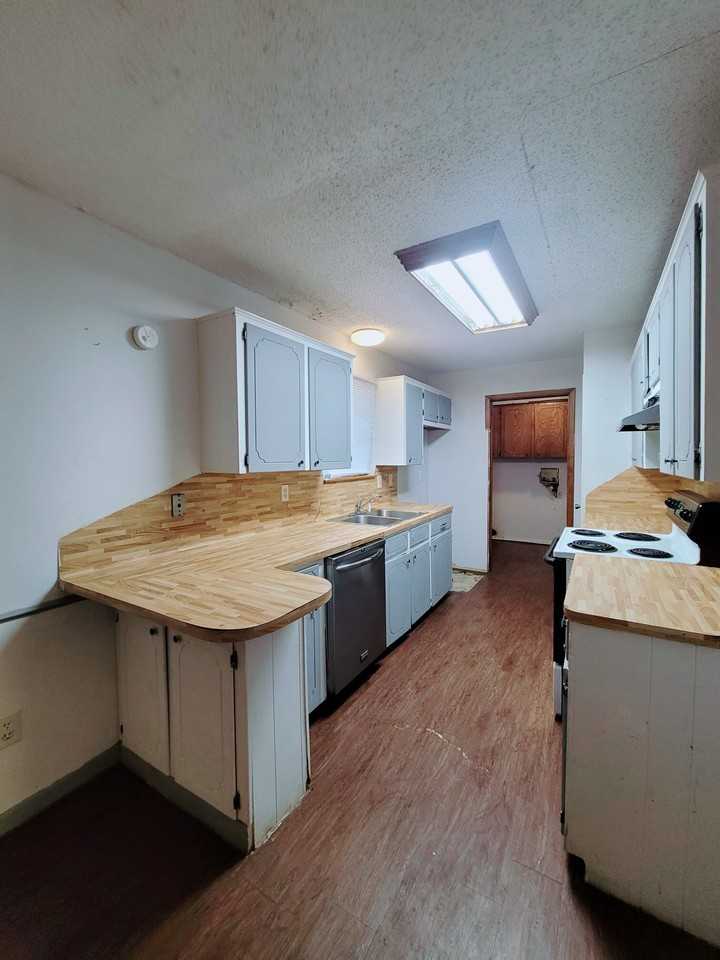 29 Melanie Ct - Photo 2 of 16
