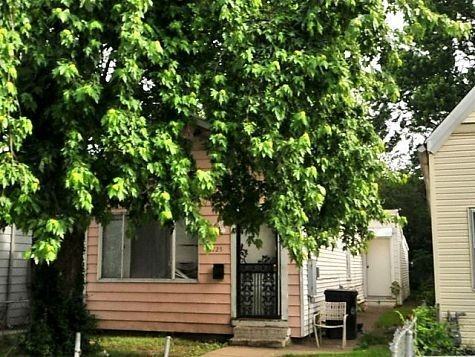 1725 Gallagher St - Photo 3 of 4