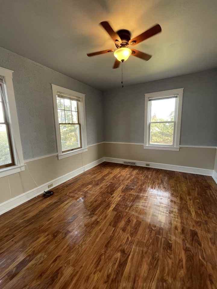 1026 Fruitville Pike - Photo 3 of 20