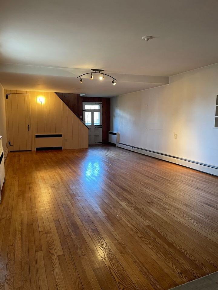64-68  W. Market Street - Photo 3 of 13