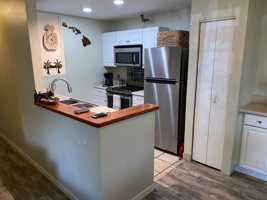 featured image of 140 Uwapo Rd