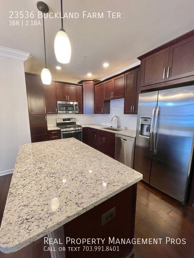 23536 Buckland Farm Terrace - Photo 5 of 31