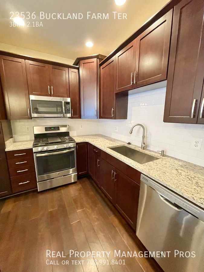 23536 Buckland Farm Terrace - Photo 6 of 31