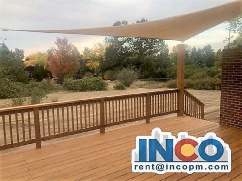 4940 Lakeshore Dr - Photo 3 of 22