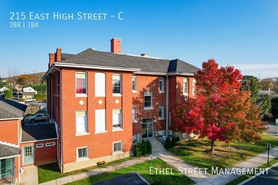 215 E High St Hellertown PA 18055 USA 5 unit Rentals Zumper