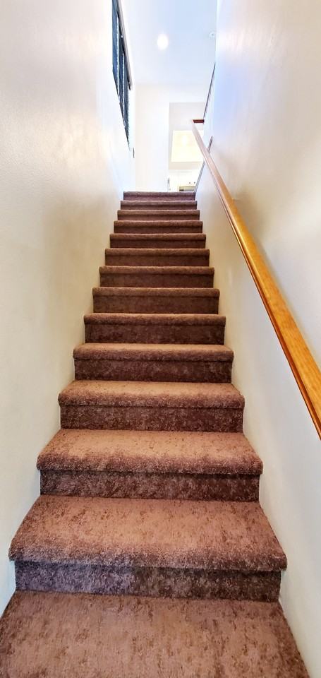 9880 11th St - Photo 4 of 23