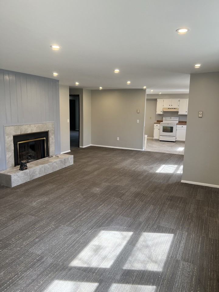 5669 Opal St #NA - Photo 2 of 9