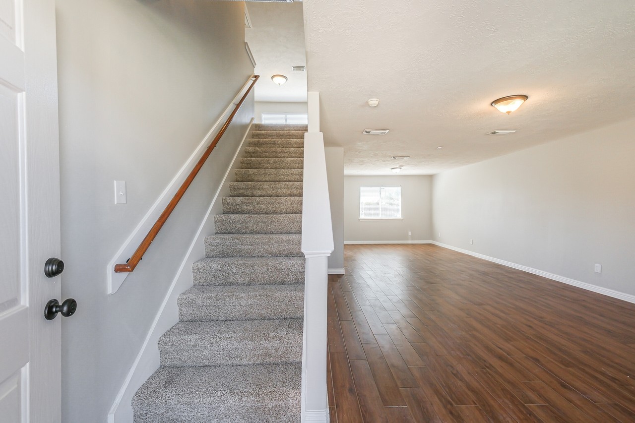 12402 Greenmesa Dr #NA - Photo 3 of 38