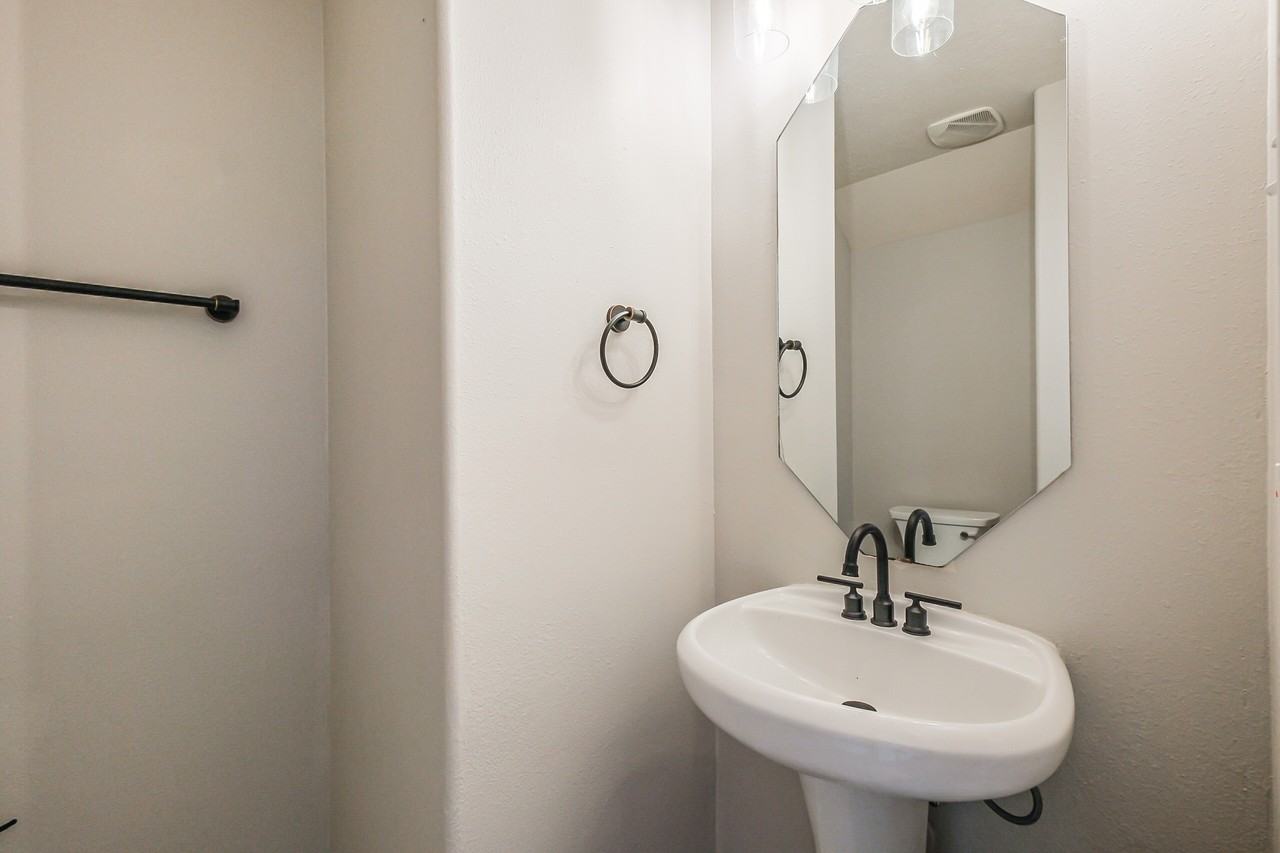 12402 Greenmesa Dr #NA - Photo 7 of 38