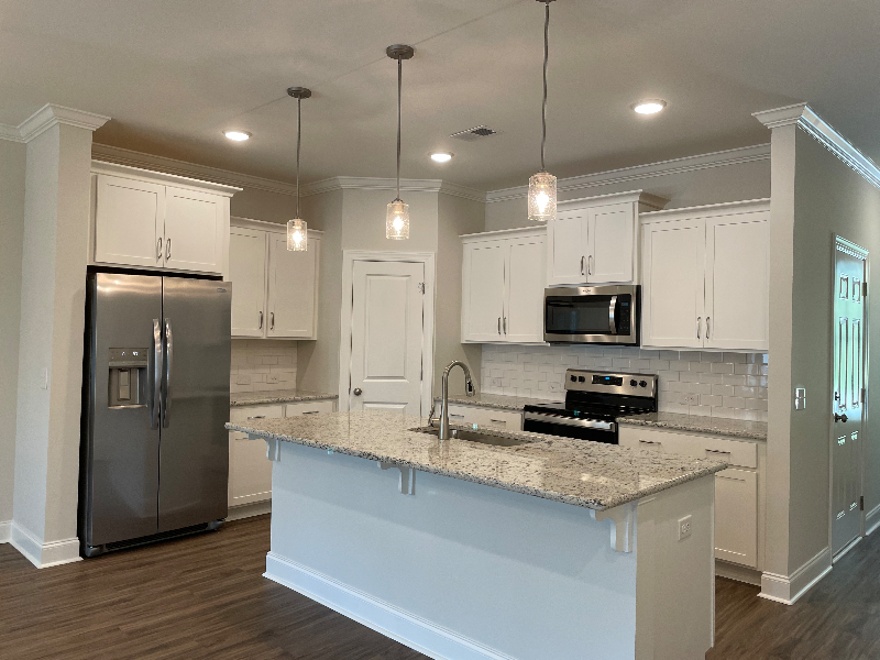 314 Bleecker St S - Photo 3 of 15