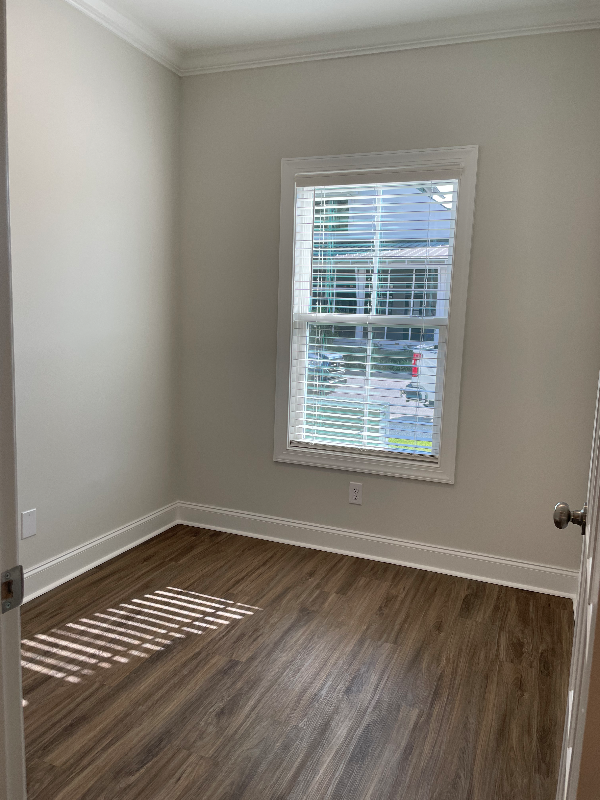 314 Bleecker St S - Photo 5 of 15