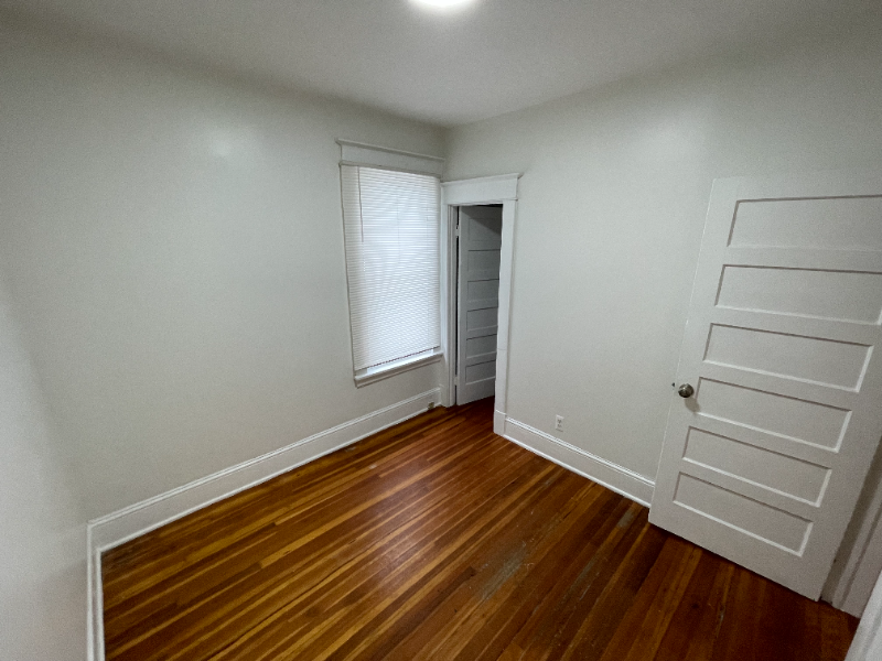 1122 7th Ave #1stFL - Photo 3 of 29