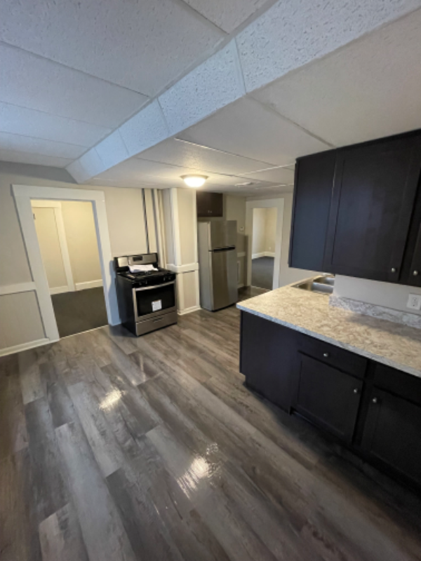 52 Vernon St #2 - Photo 2 of 11