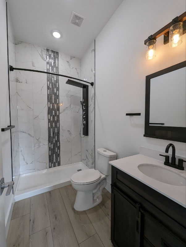 147 N Gross St #6 - Photo 4 of 11