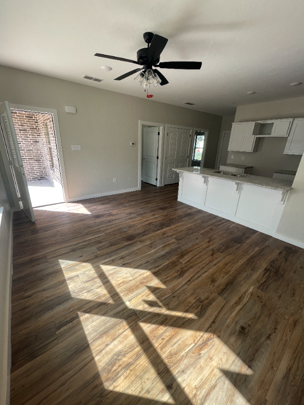 611 Mell Ave #1 - Photo 4 of 7