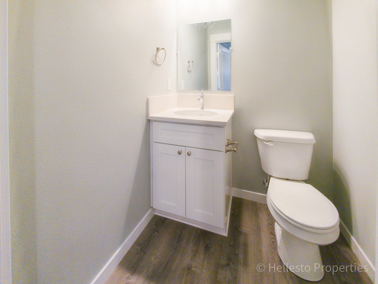 2494 Sw Coho St #1 - Photo 7 of 22