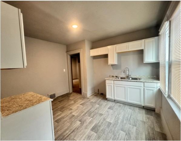87 Pilgrim St #1 - Photo 6 of 14