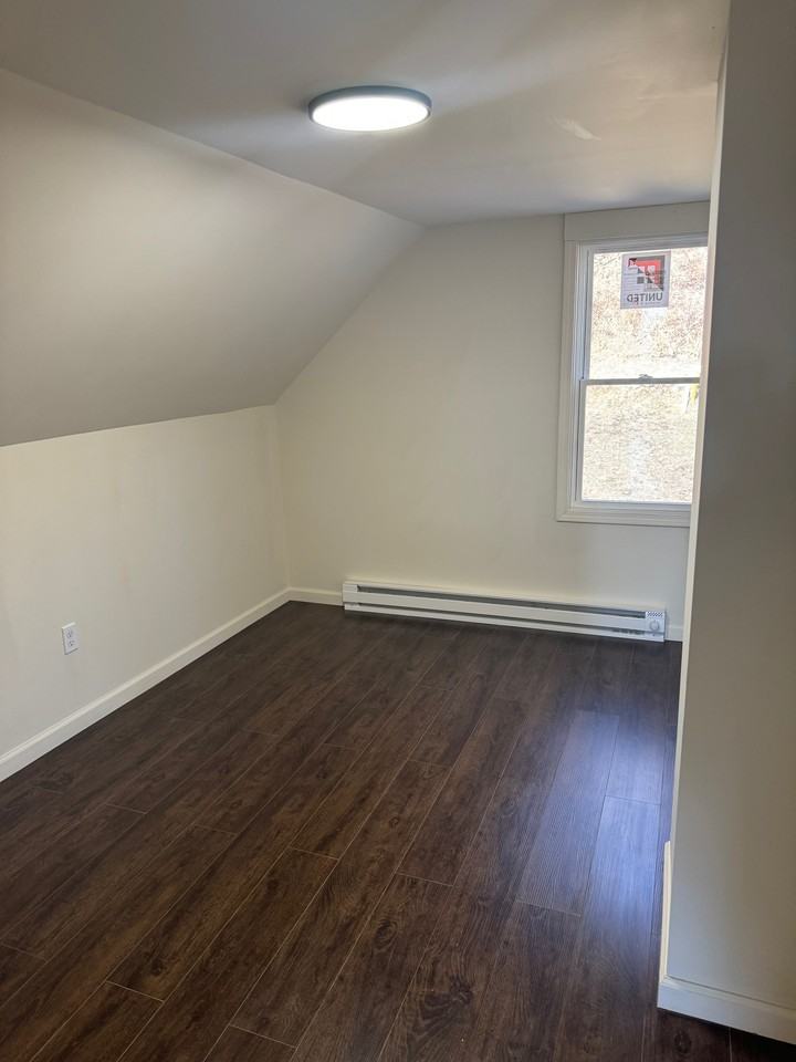 342 Kenney Ave #342 - Photo 6 of 9