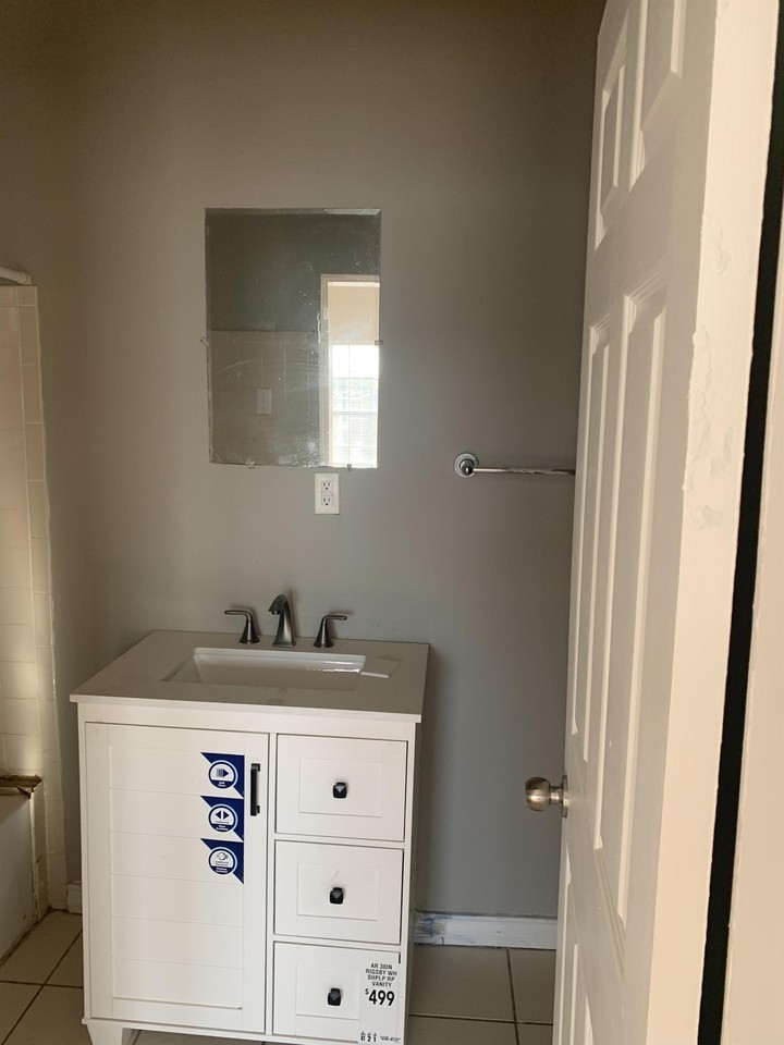 The Delano Apts. of the Medical District 4800 Delano St, Houston, TX