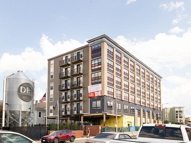 1258 Massachusetts Avenue - Photo 7 of 9