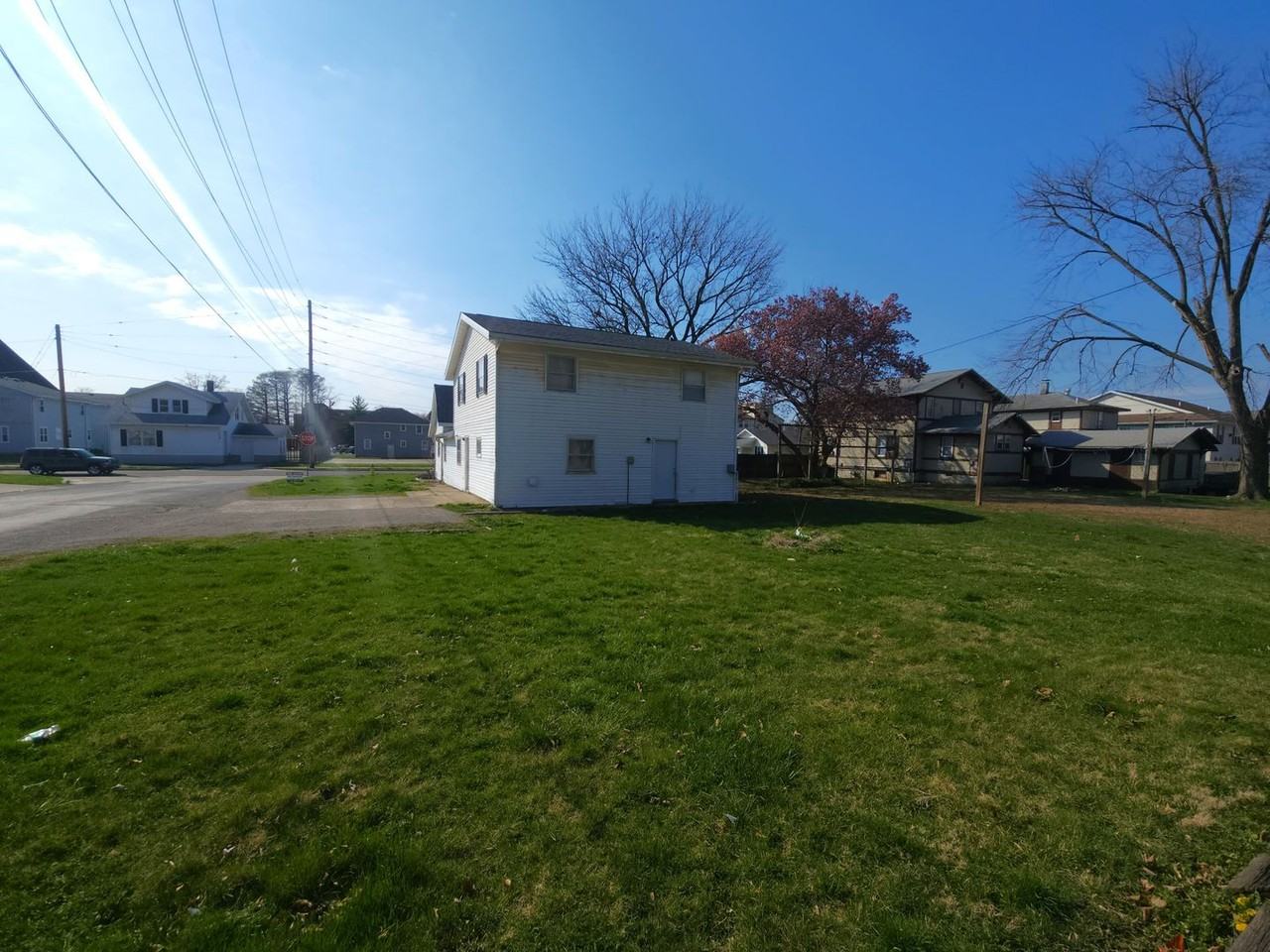 1721 9th St - Photo 5 of 36