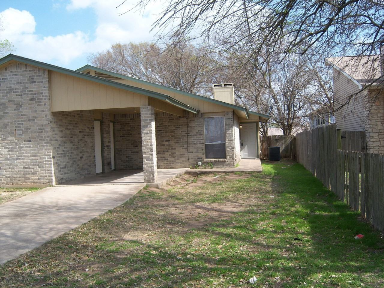 9603 Teasdale Ter - Photo 2 of 6