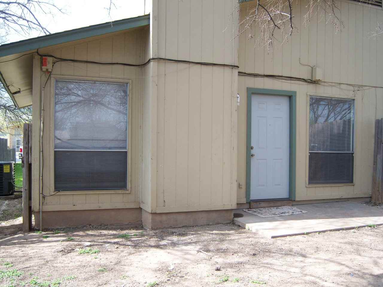 9603 Teasdale Ter - Photo 3 of 6