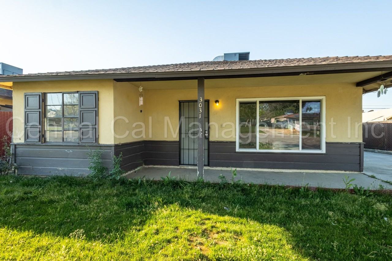 3029-3031 Horrace Mann - Photo 2 of 15