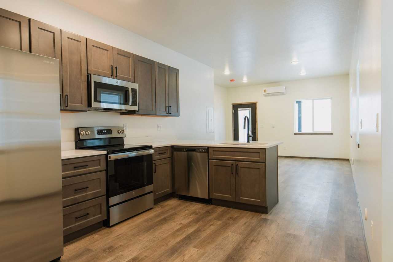 9683 N Buttercup Ln - Photo 5 of 15