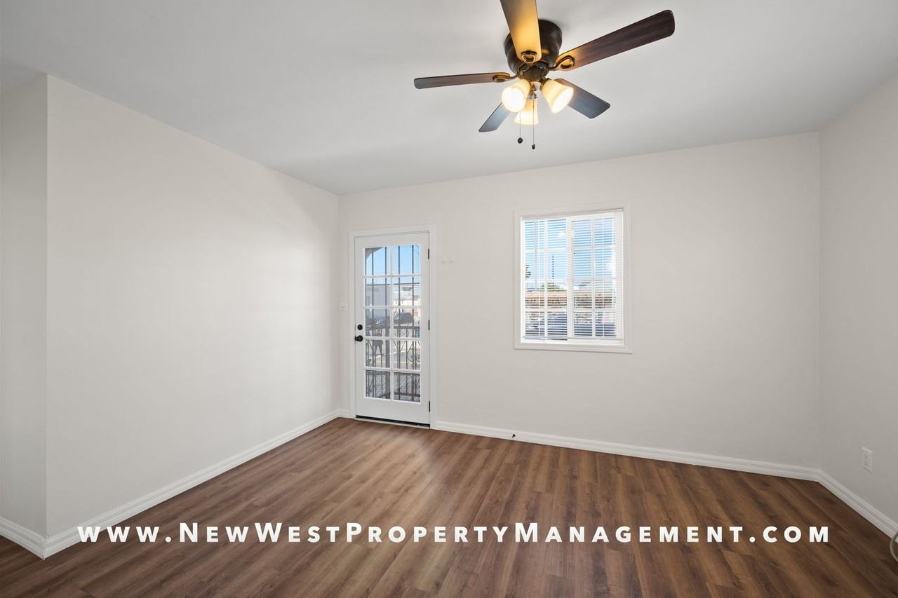1043 Sampson St #A - Photo 5 of 25