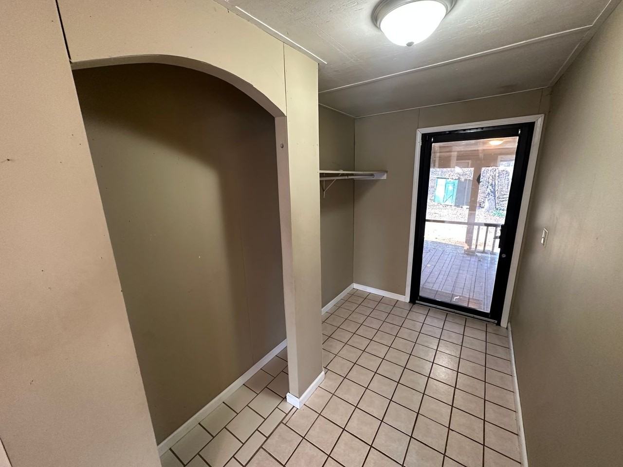 5633 Pottertown Rd - Photo 2 of 19