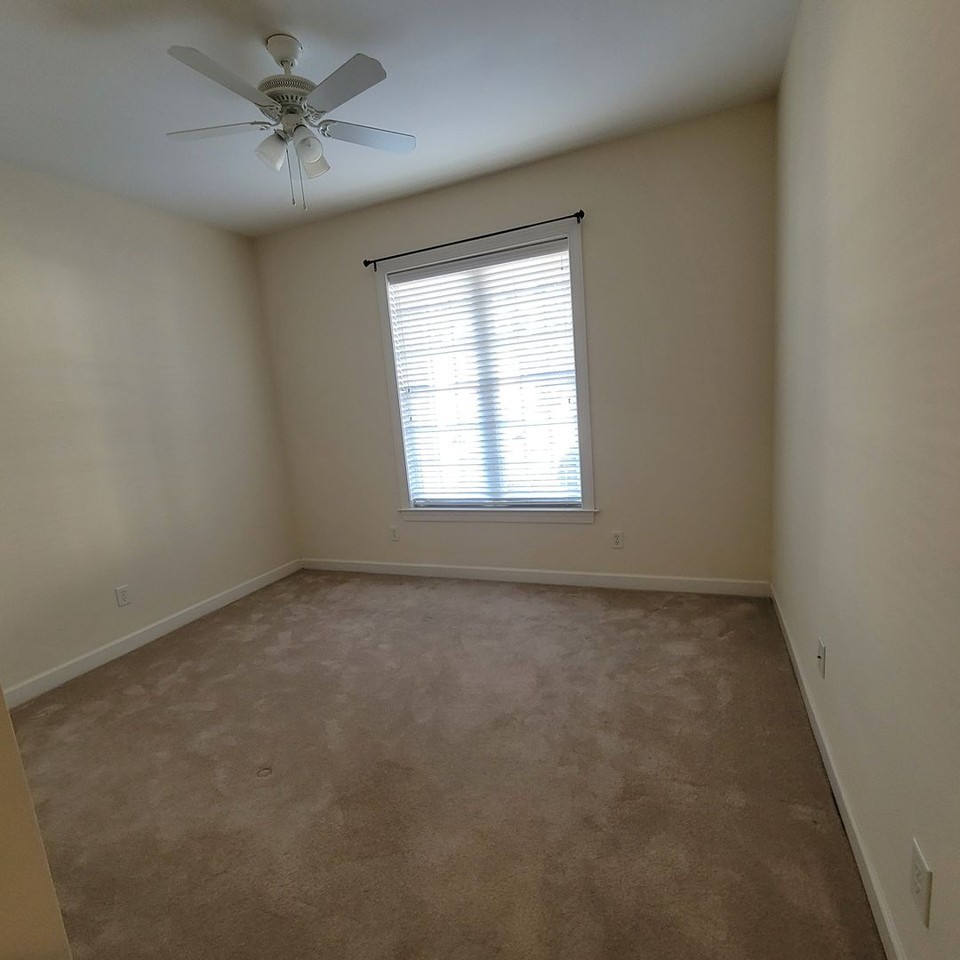 241 Windchime Way - Photo 6 of 37