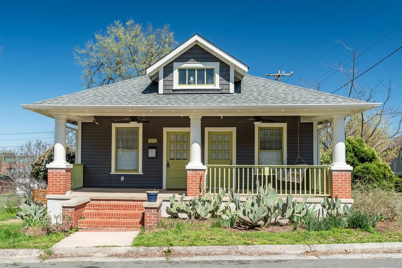 1211 Wall St - Photo 2 of 18