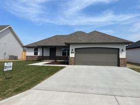 885 S Parkside Cir - Photo 1 of 1