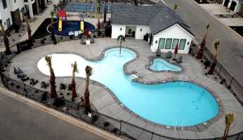 featured image of 517 E Tincup Ln