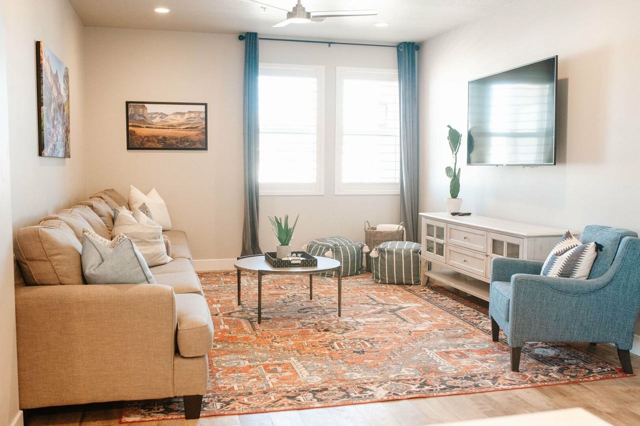 3980 S Jackson Dr #7 - Photo 3 of 37