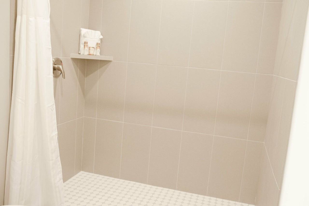 3980 S Jackson Dr #7 - Photo 5 of 37