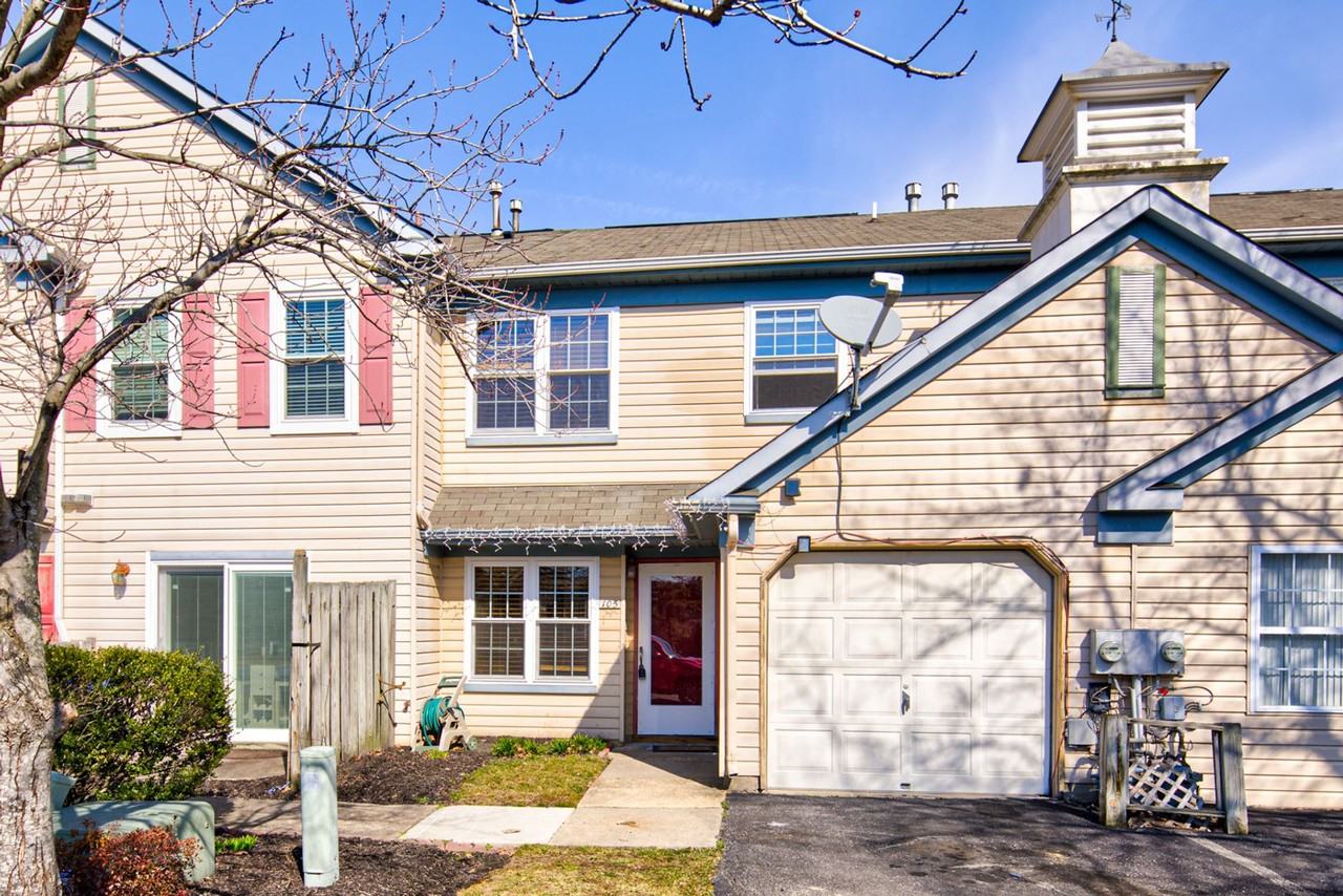 105 Stonebridge Blvd - Photo 2 of 21