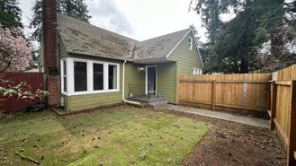 2406 Se 139th Ave - Photo 1 of 1