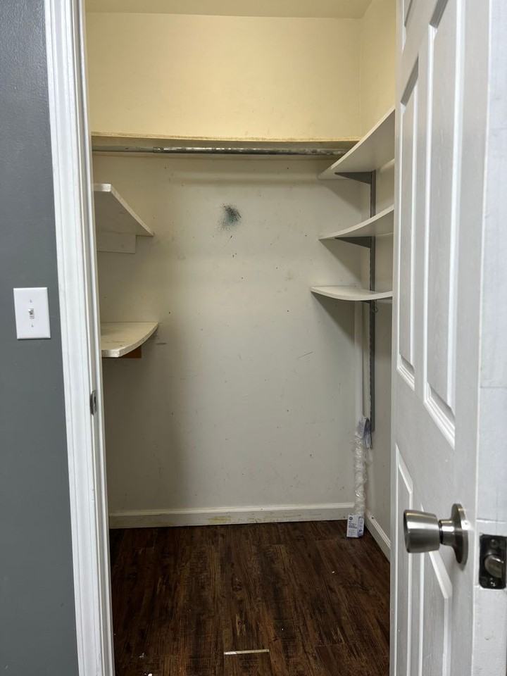 13301 Kanis Road - Photo 6 of 19