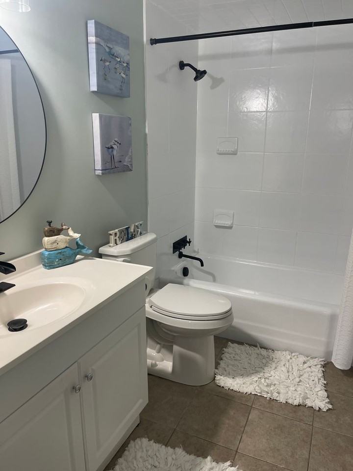 32 N Aurora Rd - Photo 4 of 7