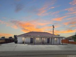featured image of 9300 Holly Ave #3
