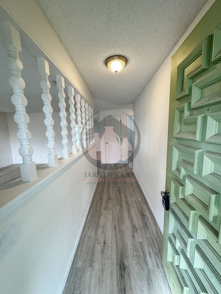 333 Connecticut Ave Se - Photo 2 of 18